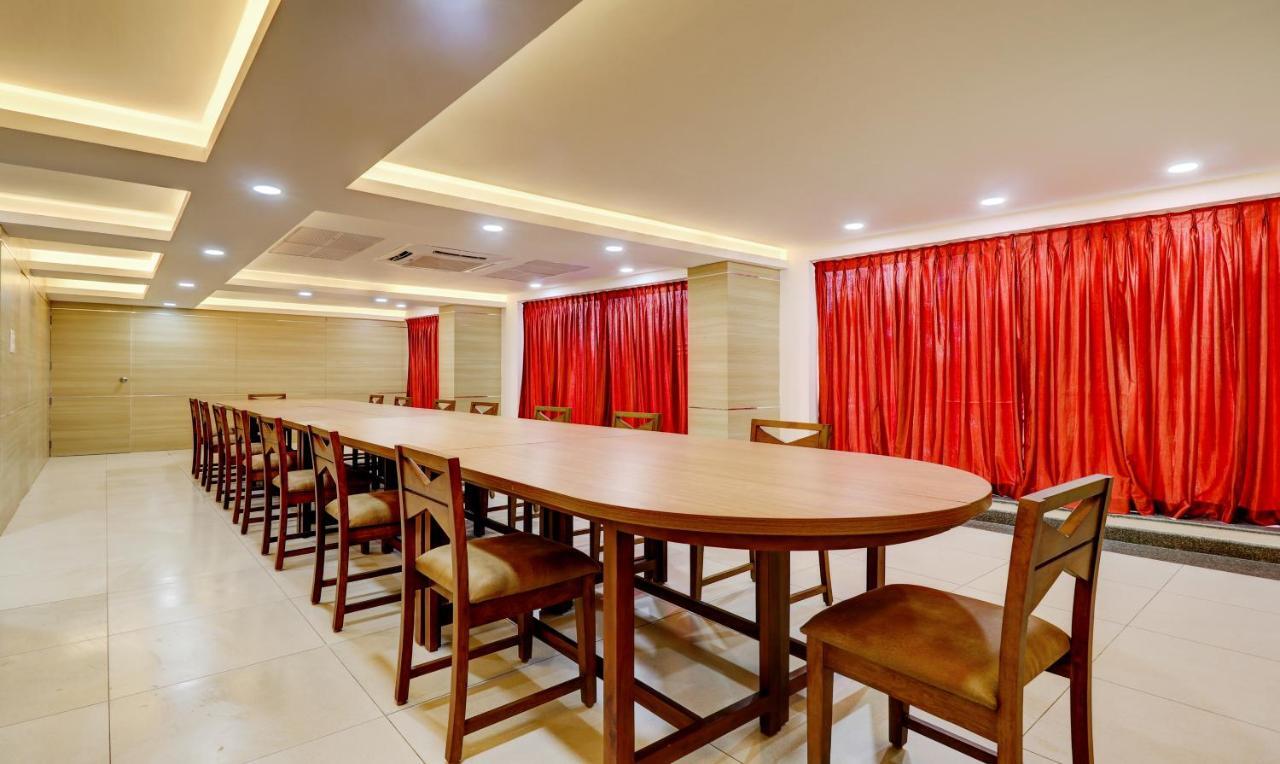 Treebo Park Hotel Thiruvananthapuram Luaran gambar