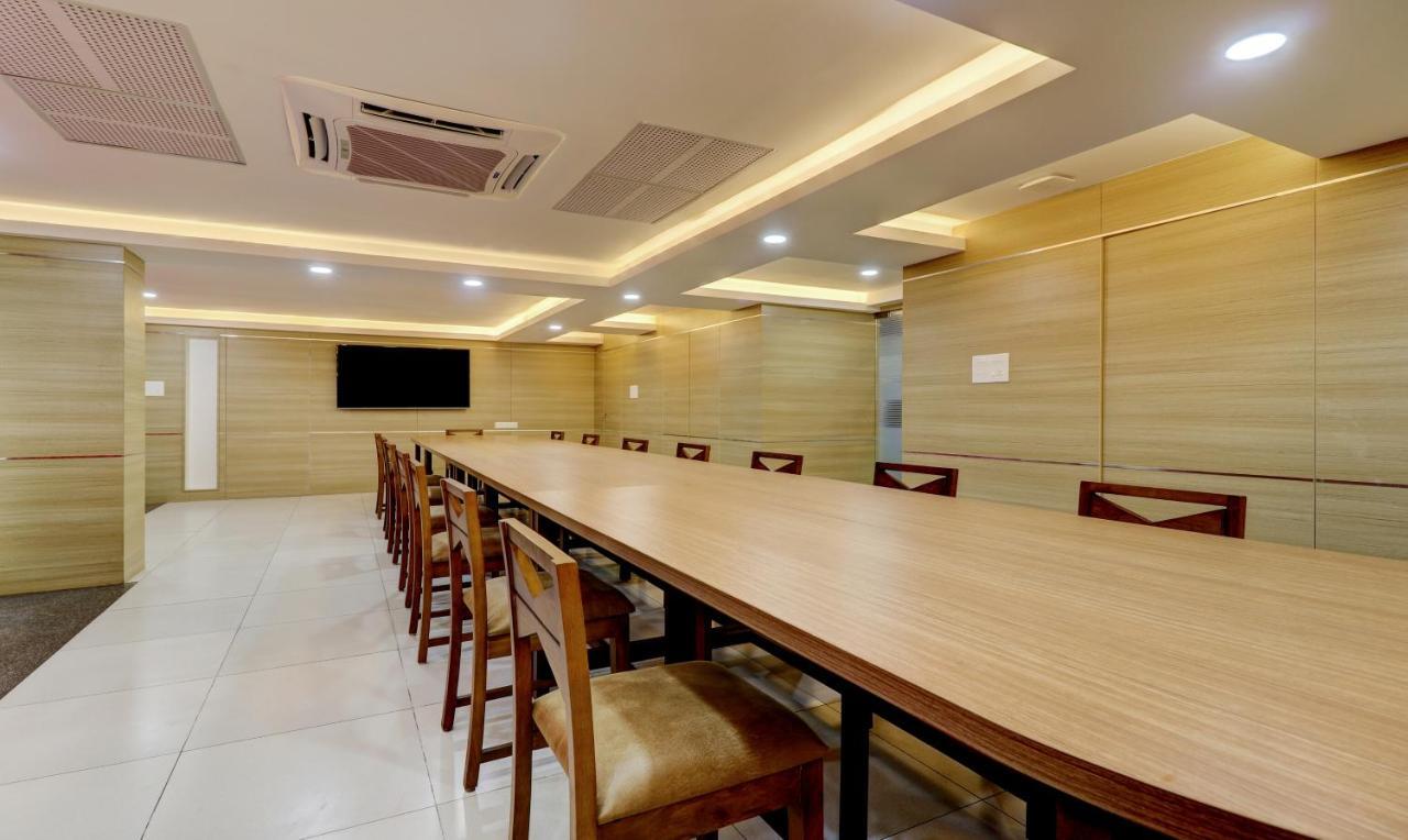 Treebo Park Hotel Thiruvananthapuram Luaran gambar